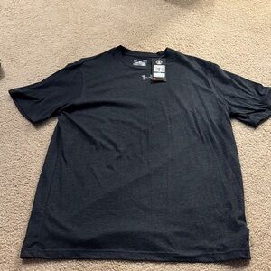 Under Armour Heat Gear Men's Charcoal Gray Tee
